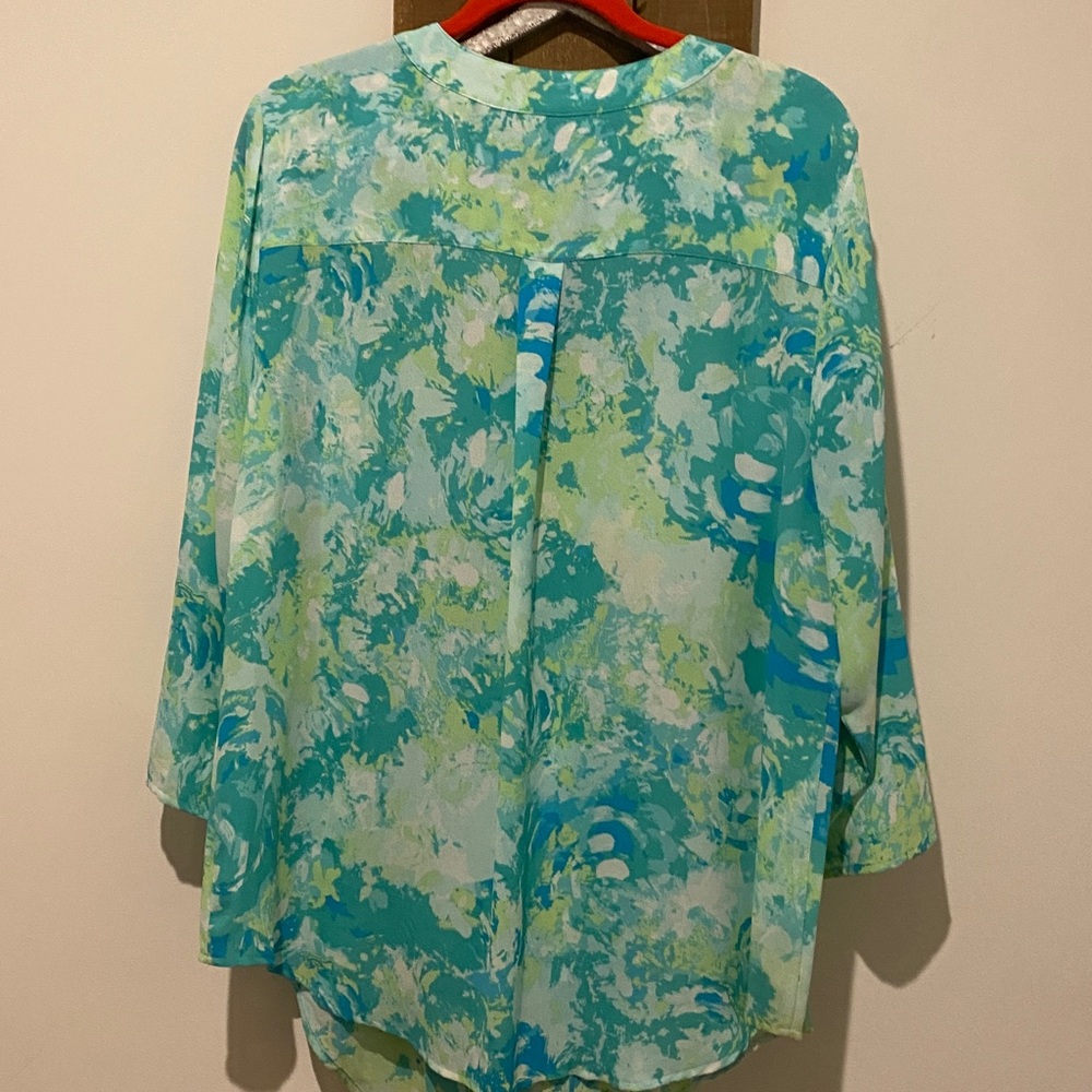 Ruby Rd. Green and Blue Patterned Blouse - Picture 4 of 4